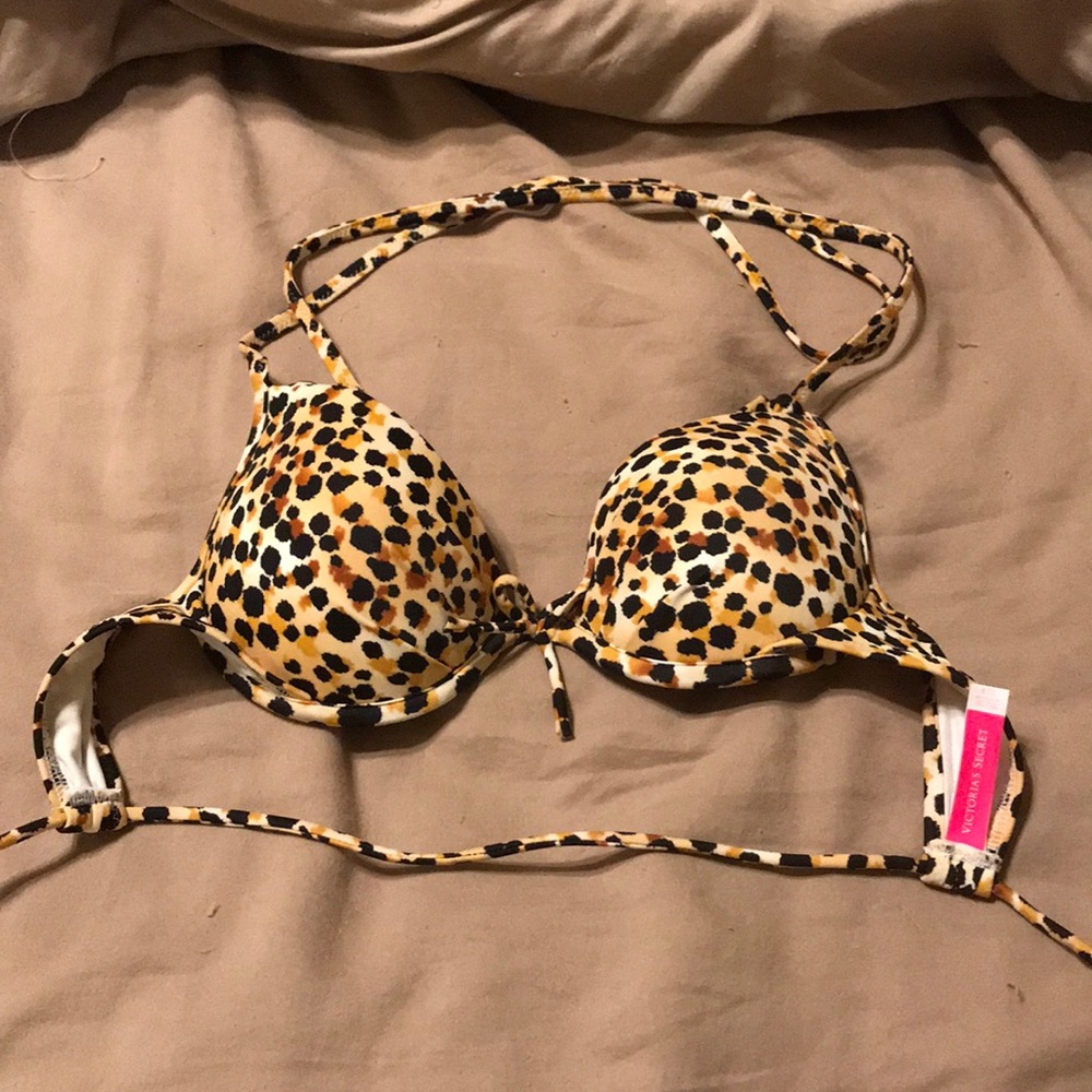 Victoria’s Secret bikini top